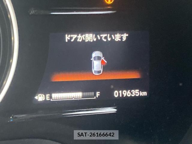 Honda VEZEL 2017-02 8797812-18