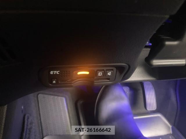 Honda VEZEL 2017-02 8797812-19