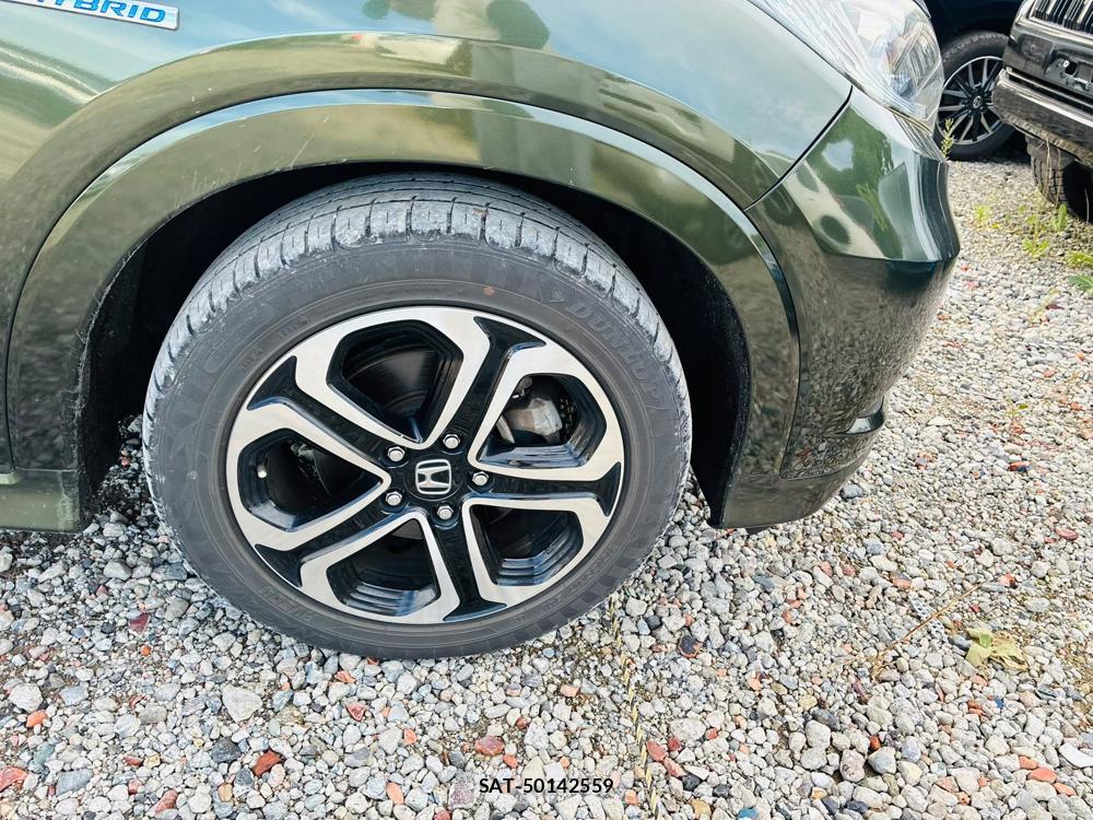 Honda VEZEL 2014-05 8732364-28