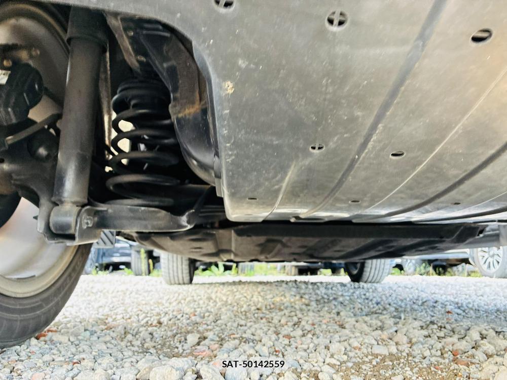 Honda VEZEL 2014-05 8732364-33