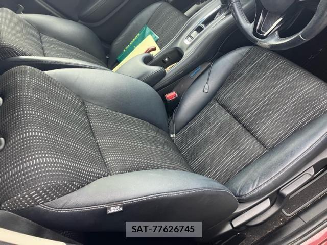 Honda VEZEL 2015-11 8832258-17