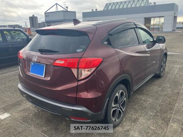 Honda VEZEL 2015-11 8832258-2