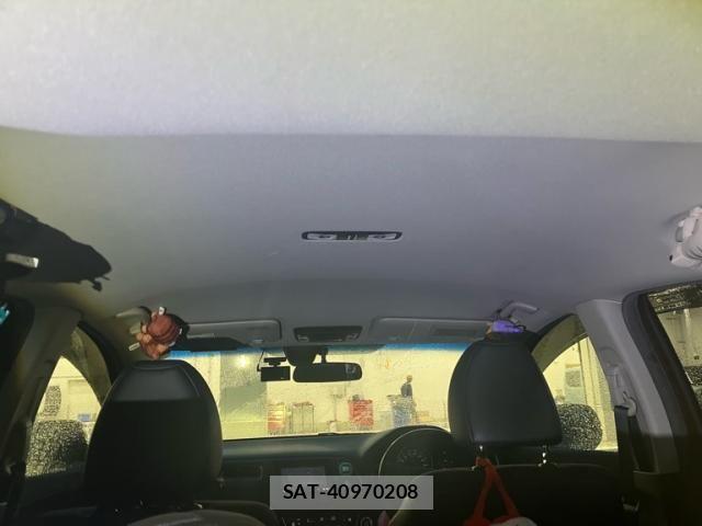 Honda VEZEL 2014-02 8832267-12