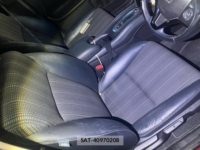 Honda VEZEL 2014-02 8832267-17