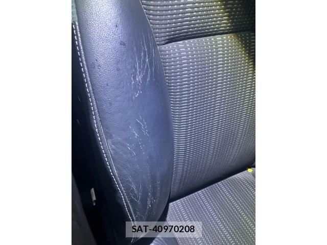 Honda VEZEL 2014-02 8832267-19