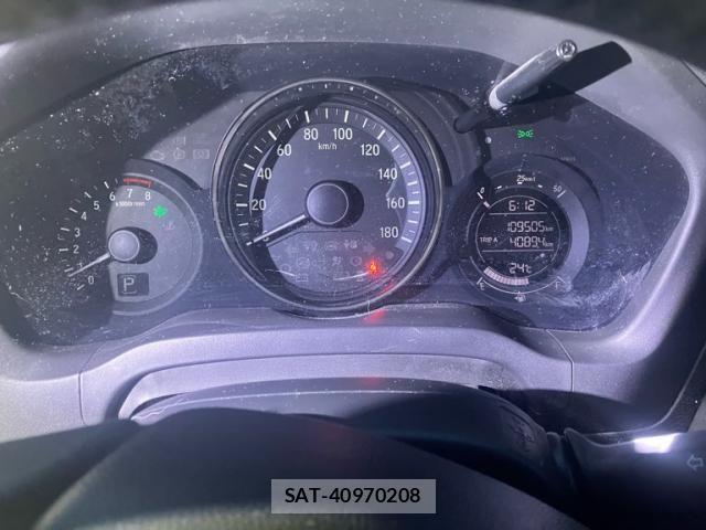 Honda VEZEL 2014-02 8832267-26