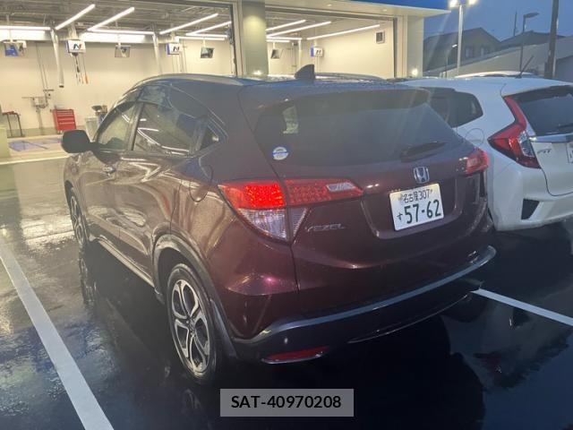 Honda VEZEL 2014-02 8832267-3