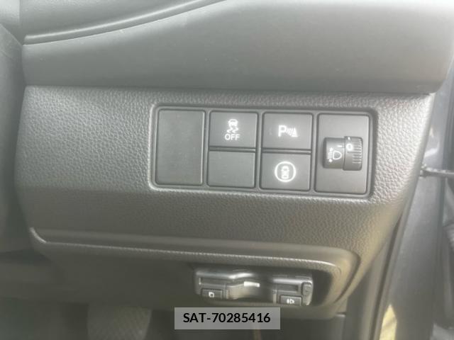 Honda VEZEL 2023-03 8832259-9
