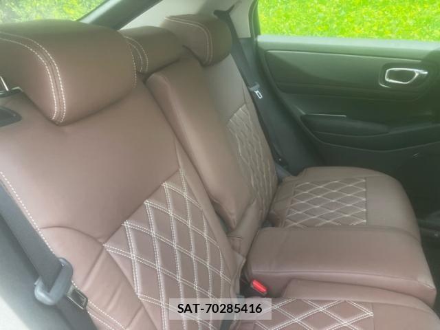 Honda VEZEL 2023-03 8832259-6