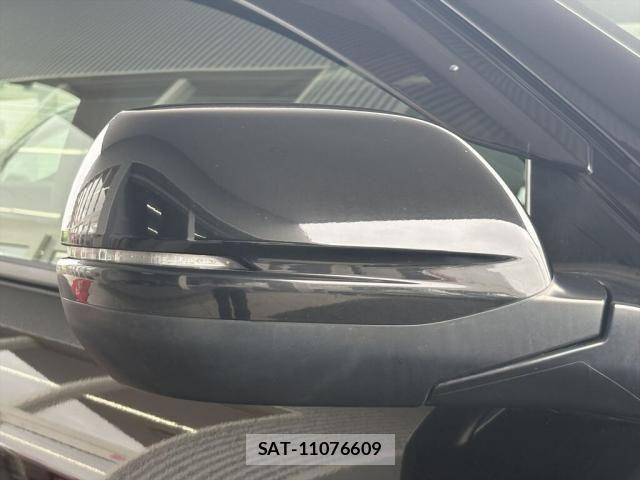 Honda VEZEL 2014-09 8850975-17