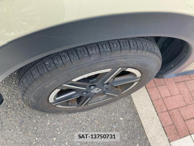 Honda VEZEL 2022-08 8850969-9