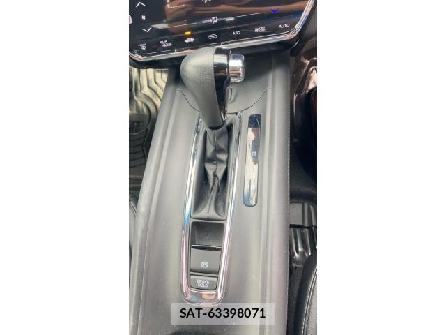Honda VEZEL 2015-03 8850972-16