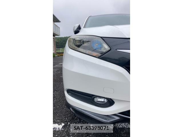 Honda VEZEL 2015-03 8850972-4