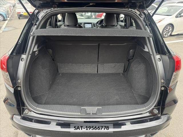Honda VEZEL 2020-02 8850968-18