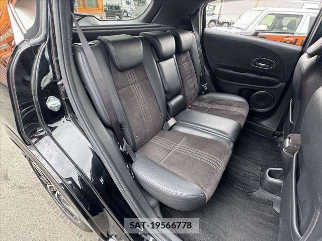 Honda VEZEL 2020-02 8850968-19