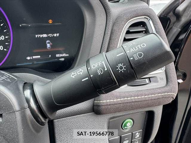 Honda VEZEL 2020-02 8850968-26