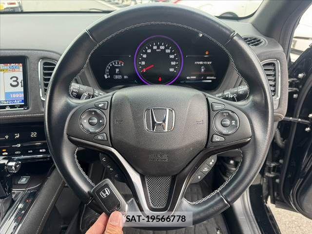 Honda VEZEL 2020-02 8850968-6