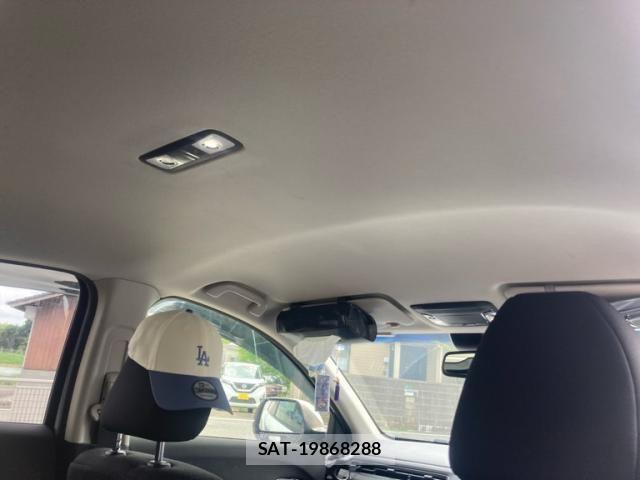 Honda VEZEL 2017-08 8850973-13