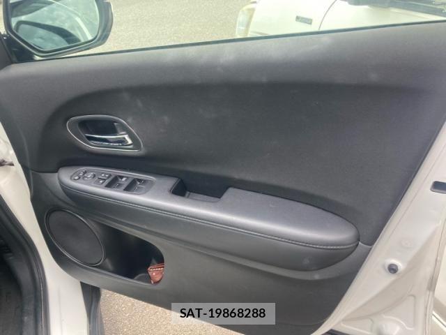 Honda VEZEL 2017-08 8850973-14