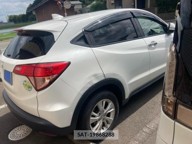 Honda VEZEL 2017-08 8850973-2