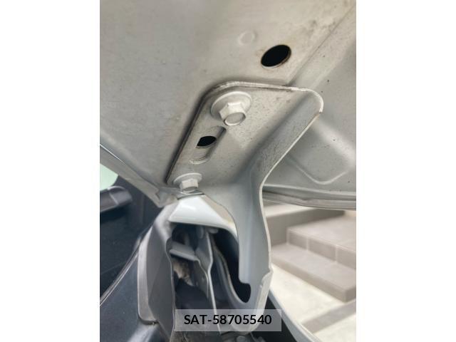 Honda VEZEL 2016-02 8850971-14