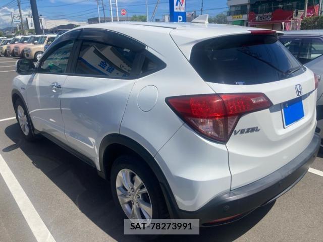 Honda VEZEL 2016-11 8850970-1