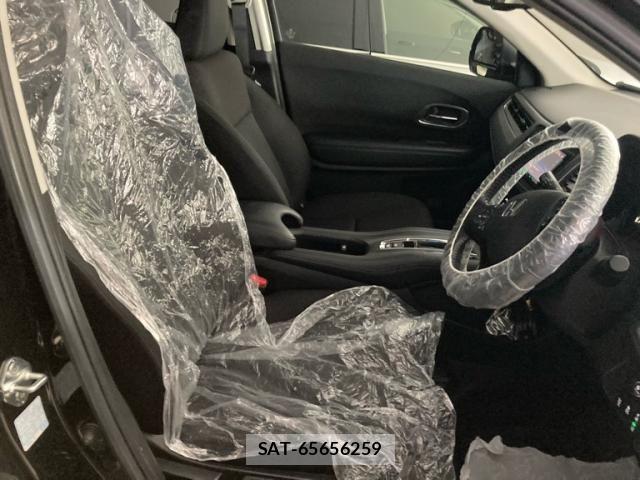 Honda VEZEL 2017-02 8872336-13