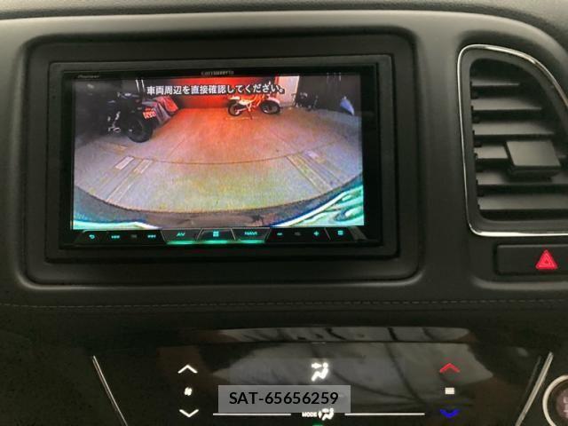 Honda VEZEL 2017-02 8872336-20