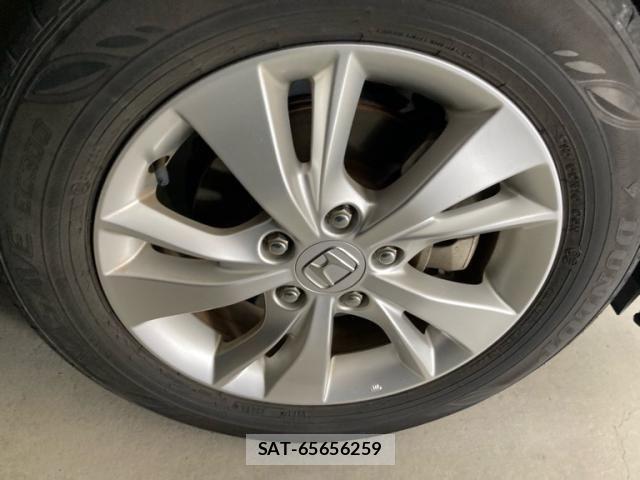 Honda VEZEL 2017-02 8872336-8