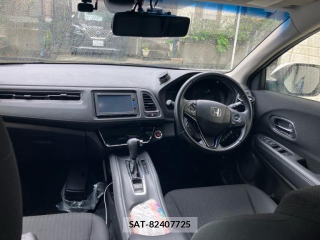 Honda VEZEL 2017-07 8872335-13