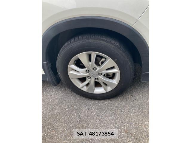 Honda VEZEL 2015-03 8882757-2
