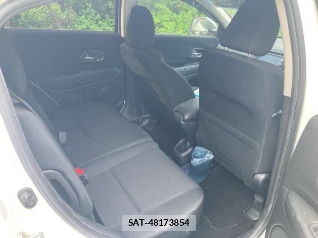Honda VEZEL 2015-03 8882757-4