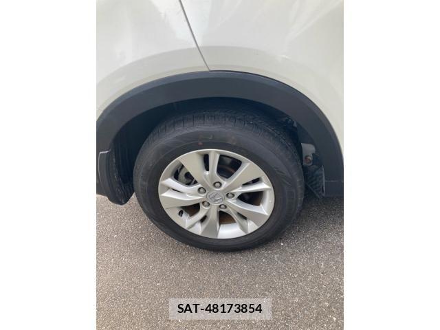 Honda VEZEL 2015-03 8882757-5