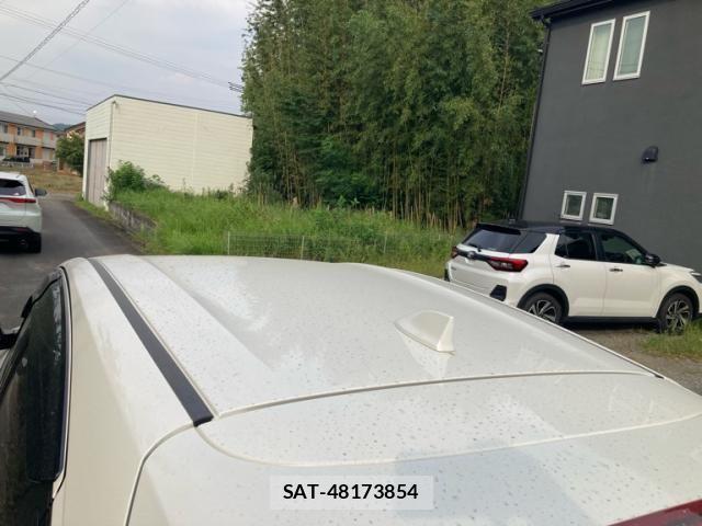 Honda VEZEL 2015-03 8882757-8