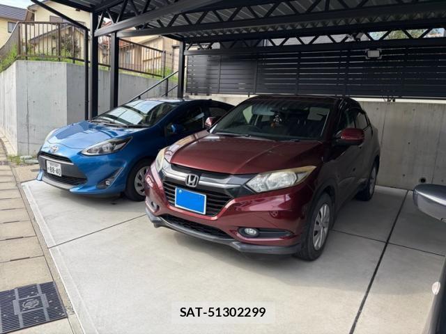 Honda VEZEL 2014-01 8882759-1