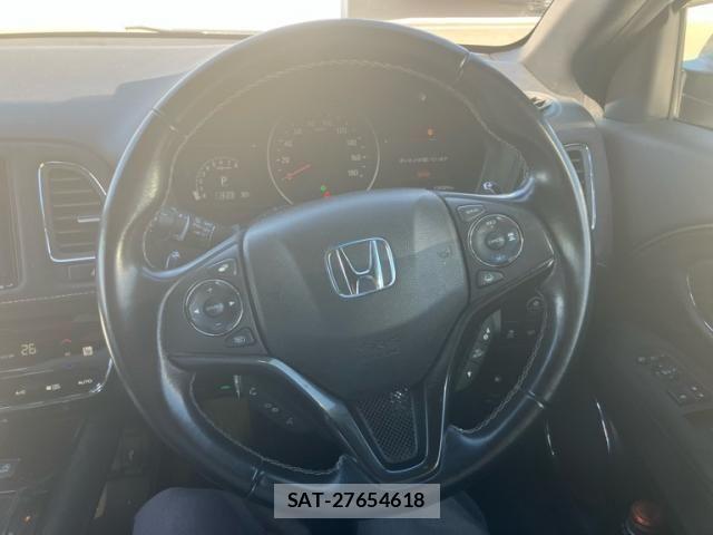 Honda VEZEL 2019-03 8884537-16
