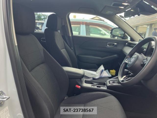 Honda VEZEL 2023-08 8884536-11