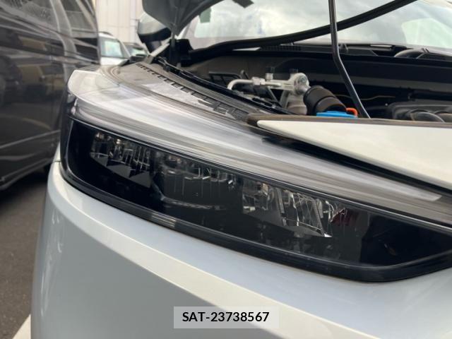 Honda VEZEL 2023-08 8884536-12