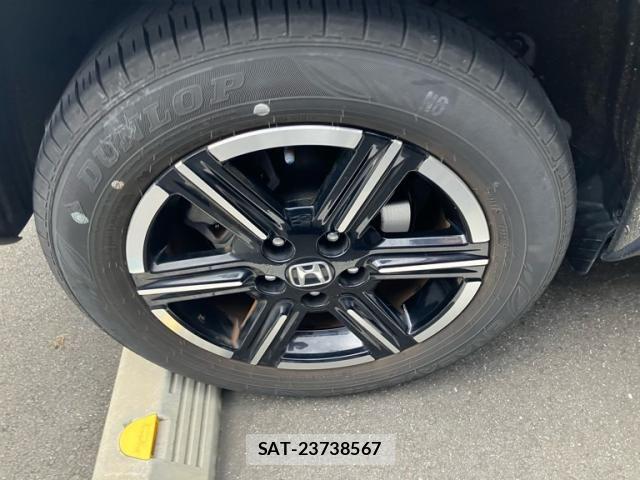 Honda VEZEL 2023-08 8884536-14