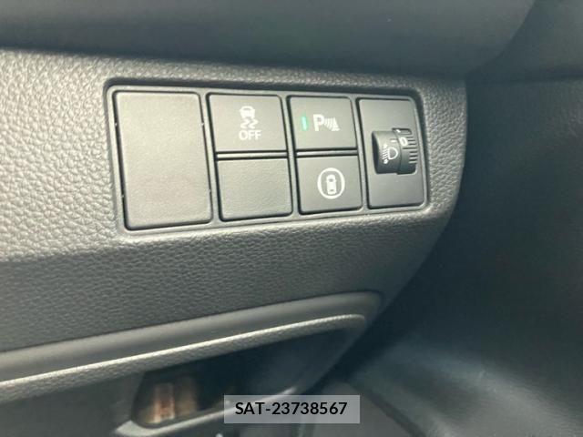 Honda VEZEL 2023-08 8884536-19
