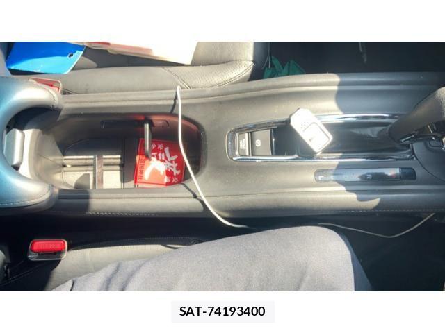 Honda VEZEL 2017-08 7226550-18