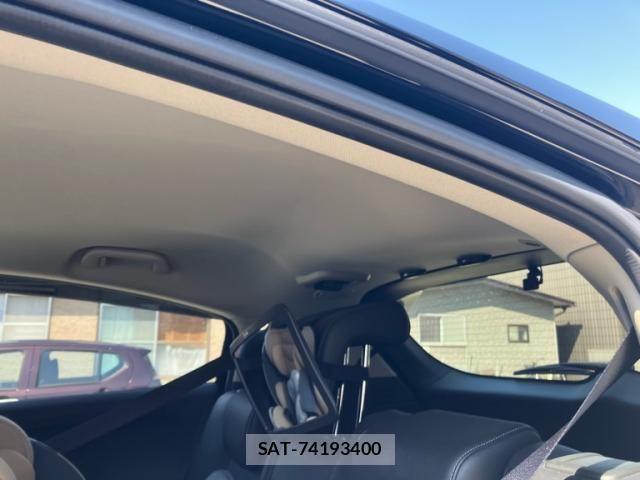 Honda VEZEL 2017-08 7226550-7