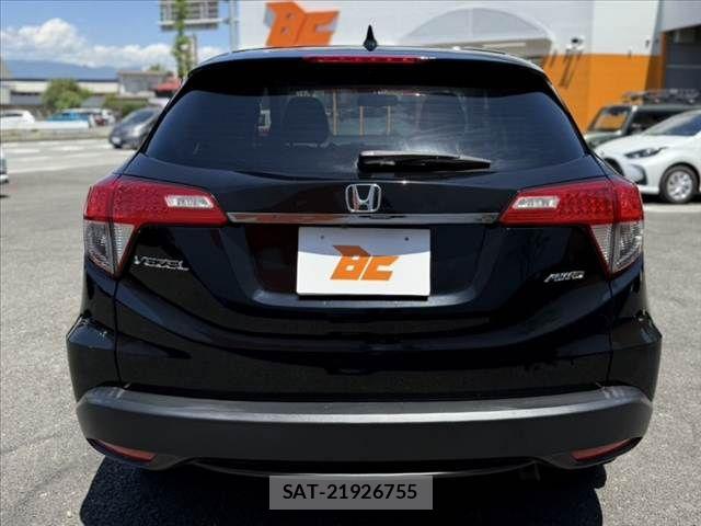 Honda VEZEL 2018-08 7226551-13