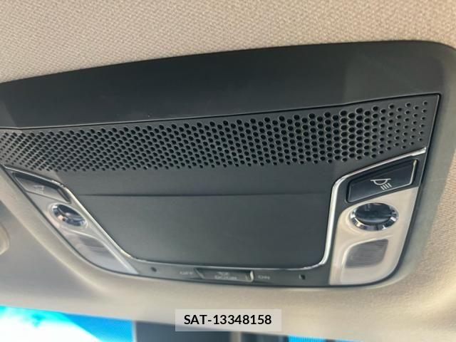 Honda VEZEL 2017-10 7226549-22