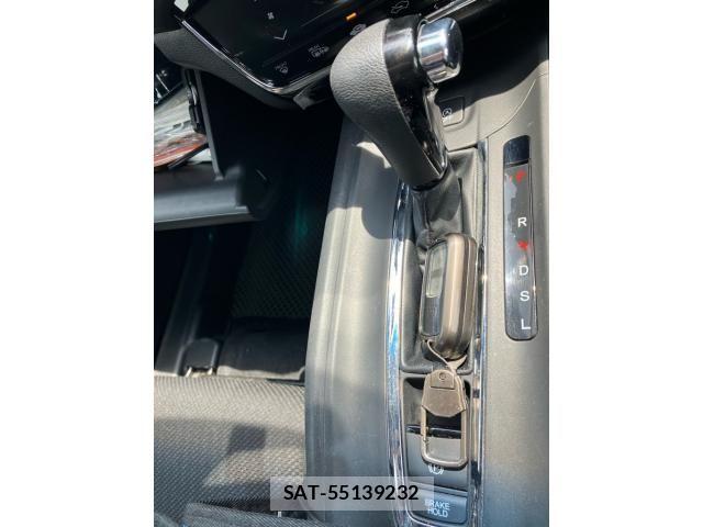 Honda VEZEL 2014-07 7458589-21