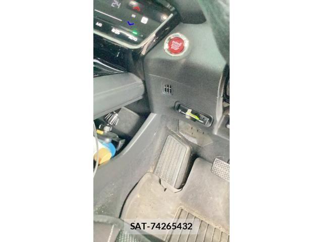 Honda VEZEL 2016-06 7621020-16