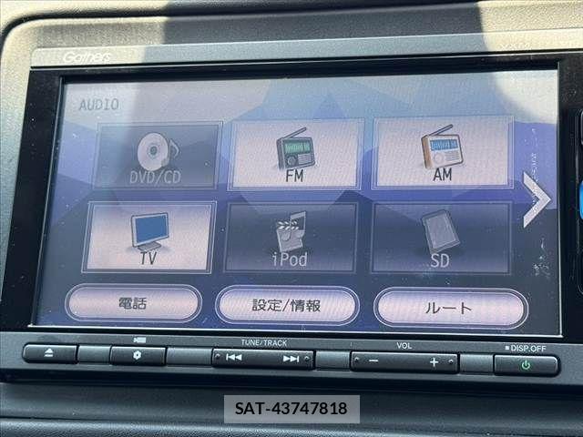 Honda VEZEL 2017-07 8038949-21