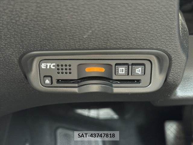 Honda VEZEL 2017-07 8038949-5