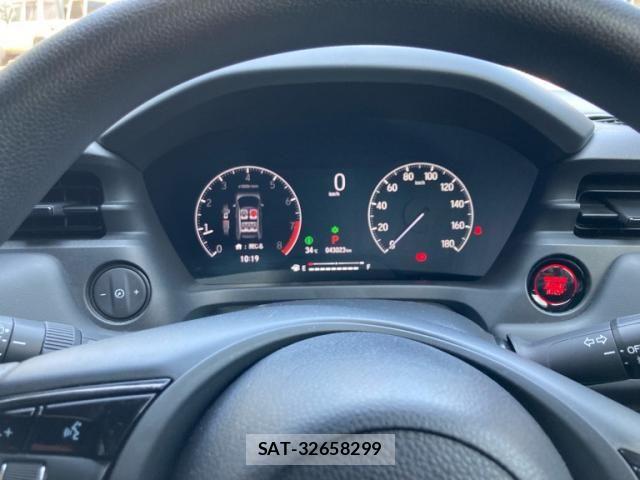 Honda VEZEL 2022-07 8132813-16