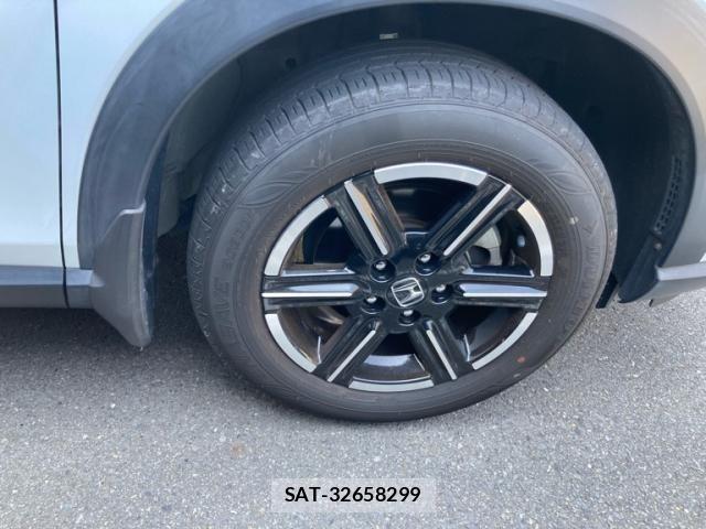Honda VEZEL 2022-07 8132813-7